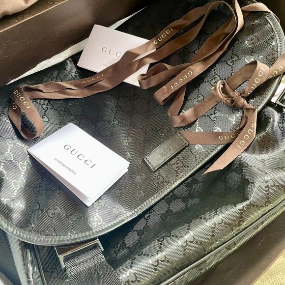 Gucci Unisex Black Matte Monogram Flap Messenger Bag - Picture 2 of 14